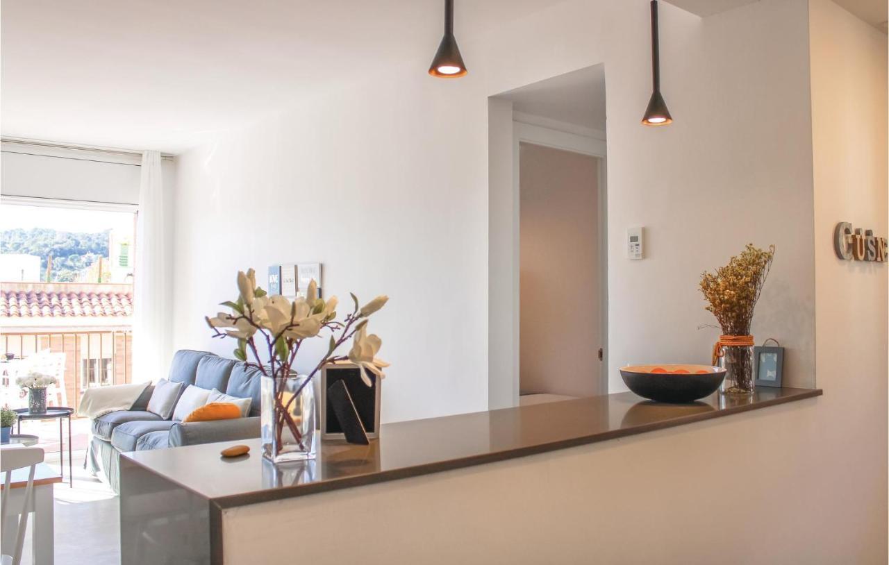 Stunning Apartment In Tossa De Mar With Kitchen Екстериор снимка